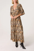 Load image into Gallery viewer, Emilia - Magic Dress