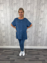 Load image into Gallery viewer, The Caroline - Denim Blue Linen Top
