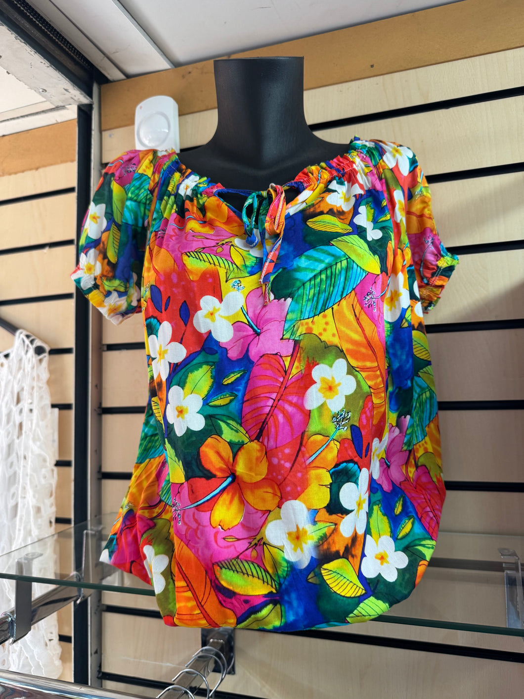 Tropical gypsy top