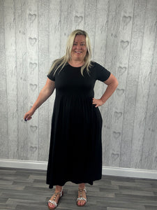 The Nina - T-Shirt Magic Dress - Black