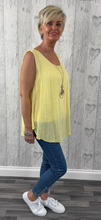 Load image into Gallery viewer, Delilah - Textured Cheesecloth Vest
